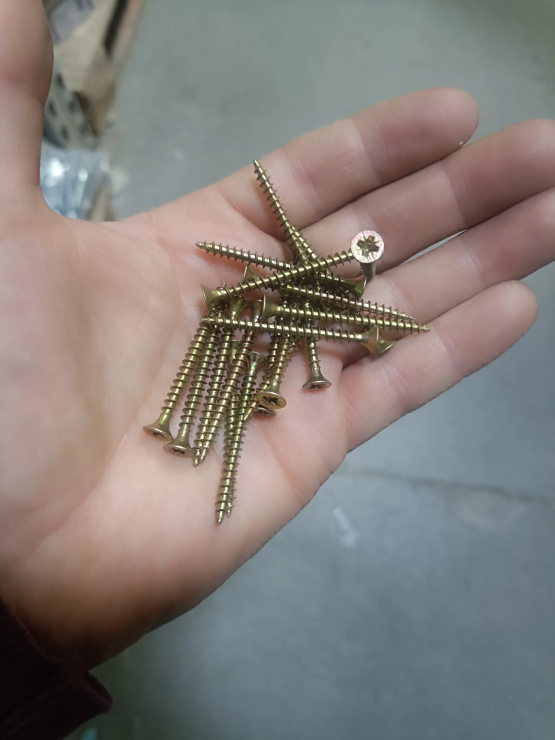 Саморезы по дереву желтые 3,5х40